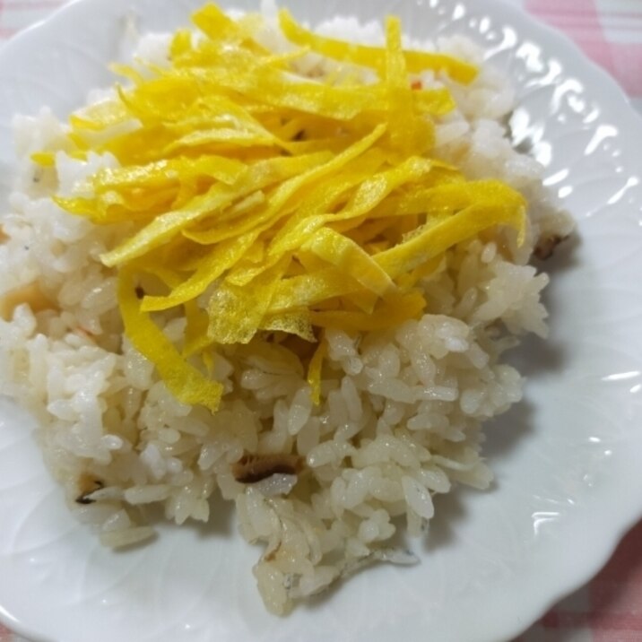 食欲をそそる黄色/暖色系~錦糸卵乗せ♪♪ちらし寿司